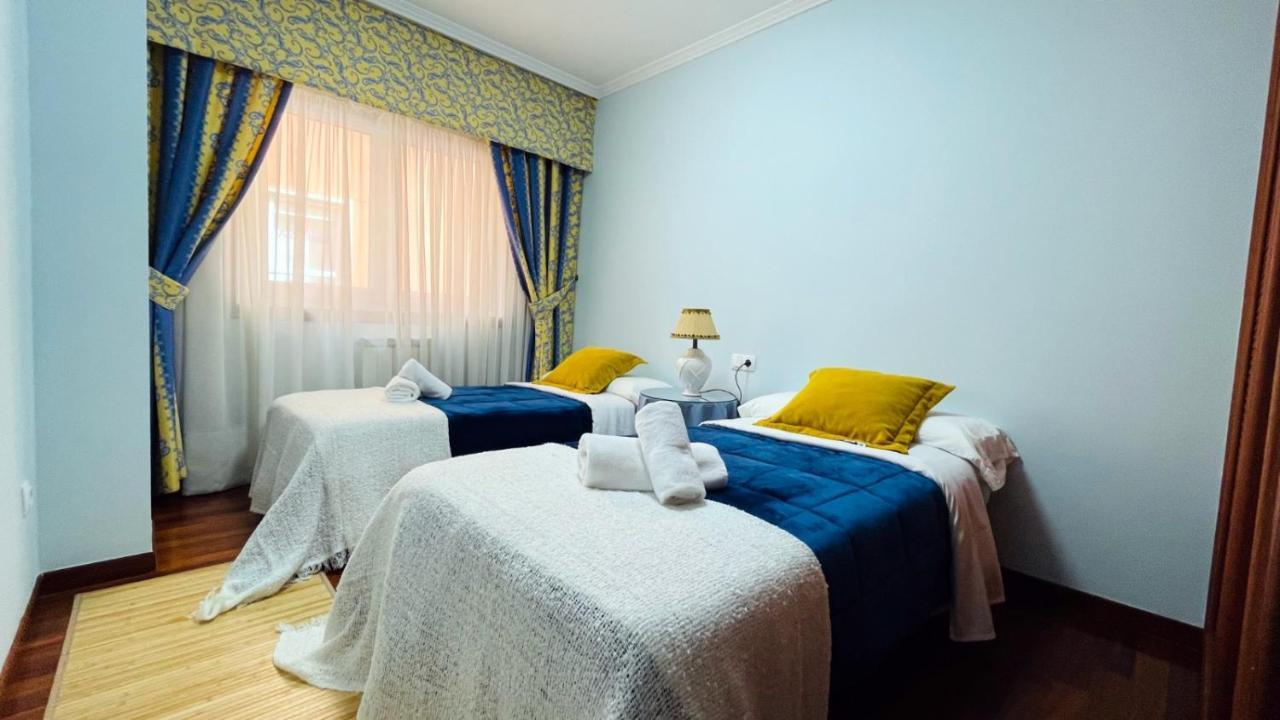 Piso Centrico Nati Con Parking Incluido Daire O Grove Dış mekan fotoğraf